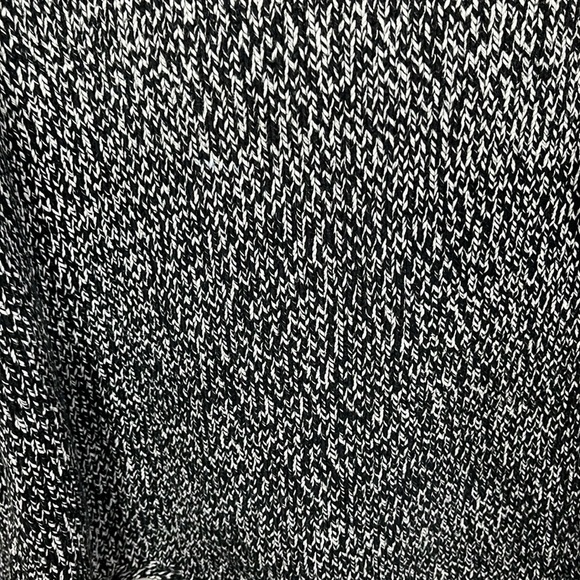 Liz Claiborne Tweed Black & White Sweater - Picture 7 of 15